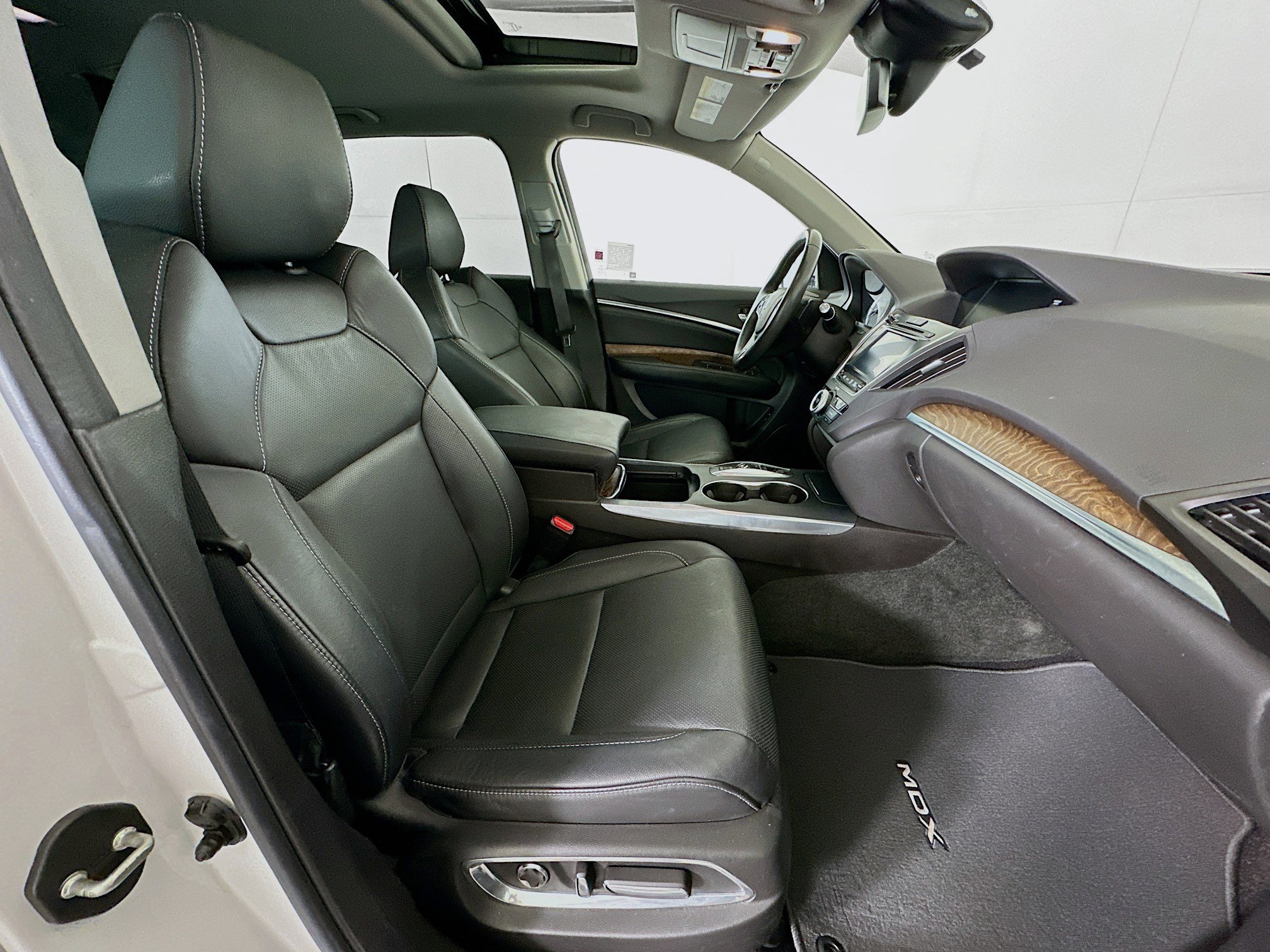 Used 2020 Acura MDX FWD w/ Technology Package image 33