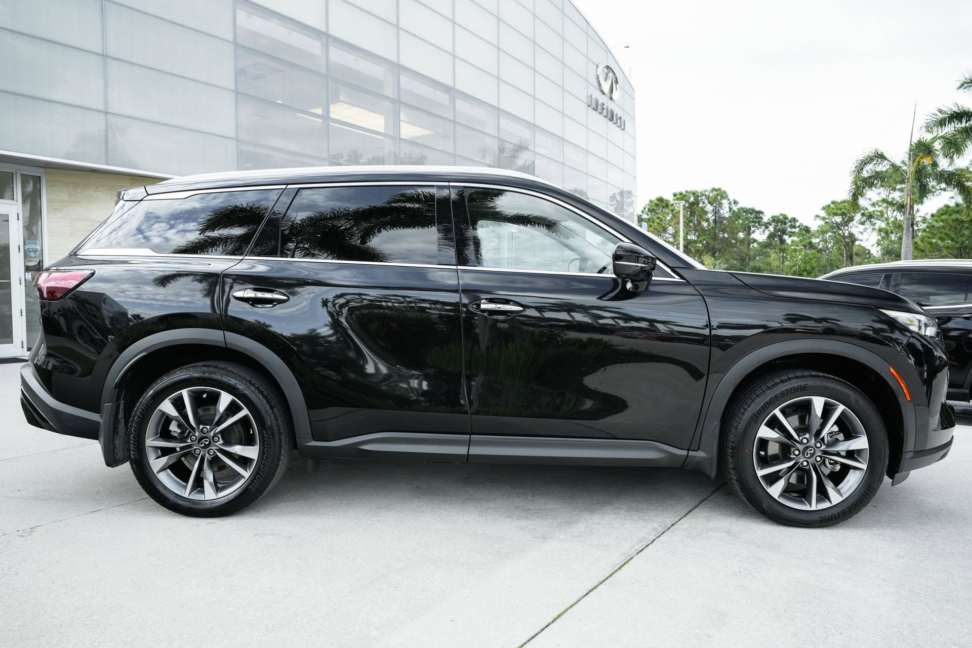 Used 2024 INFINITI QX60 Luxe image 24