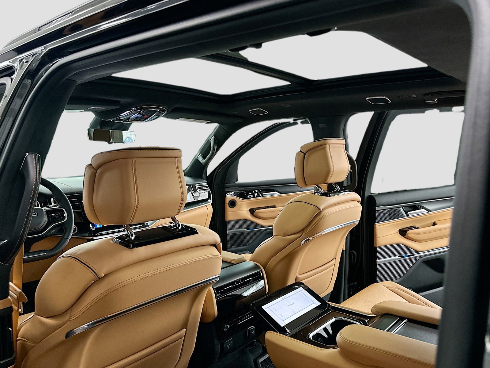 New 2025 Jeep Grand Wagoneer L Series III w/ Quick Order Packagew 28T image 5