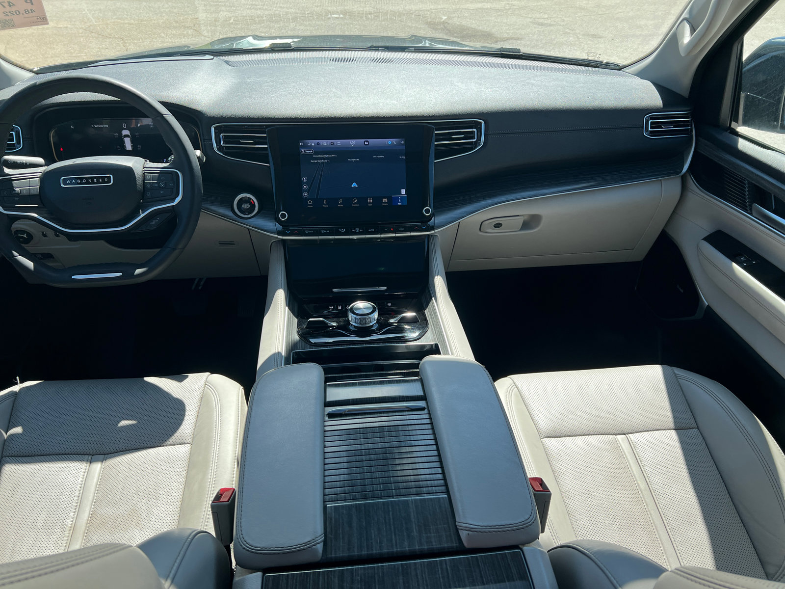 Used 2024 Jeep Wagoneer L Series III w/ Premium Group I image 28