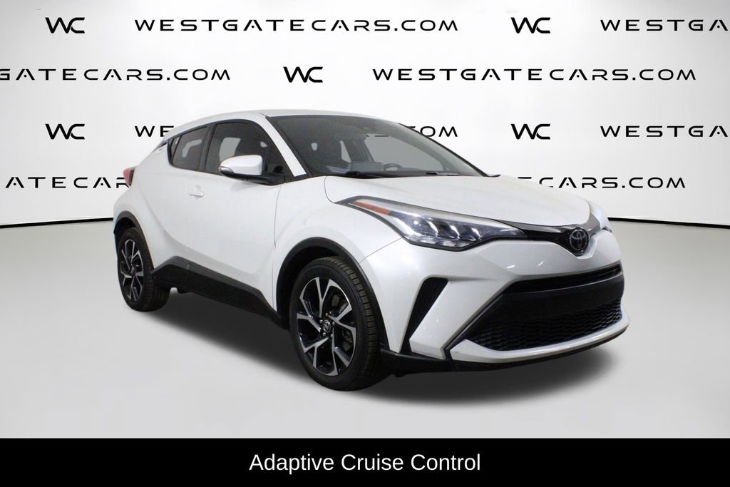 Used 2021 Toyota C-HR XLE image 2