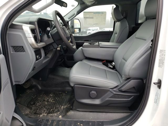 New 2025 Ford F350 XL w/ XL Chrome Package image 14