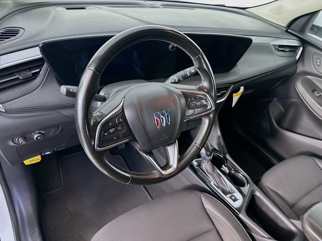 Used 2024 Buick Encore GX Preferred FWD image 27