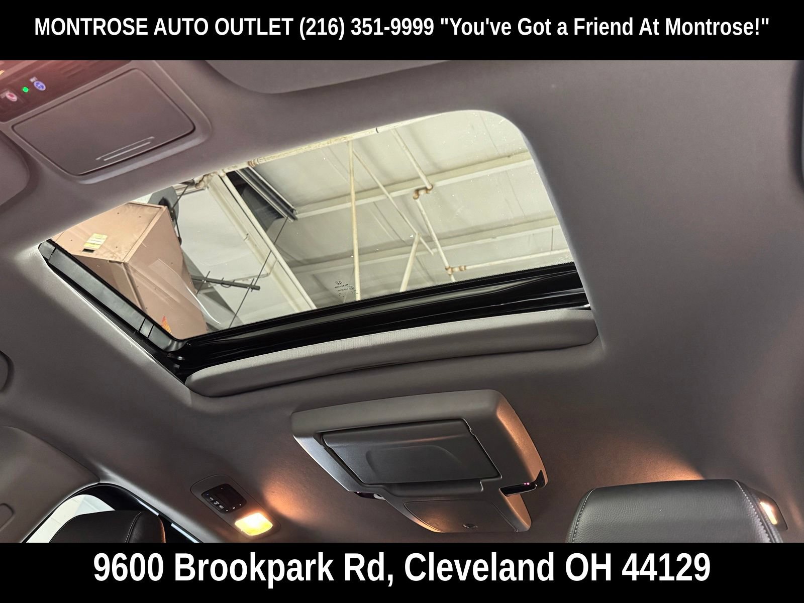 Used 2023 Honda Odyssey Touring image 32