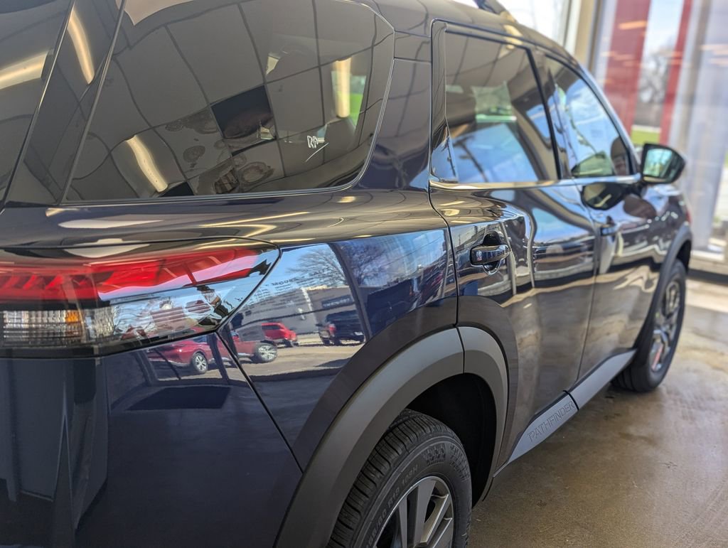 New 2026 Nissan Pathfinder SV image 9