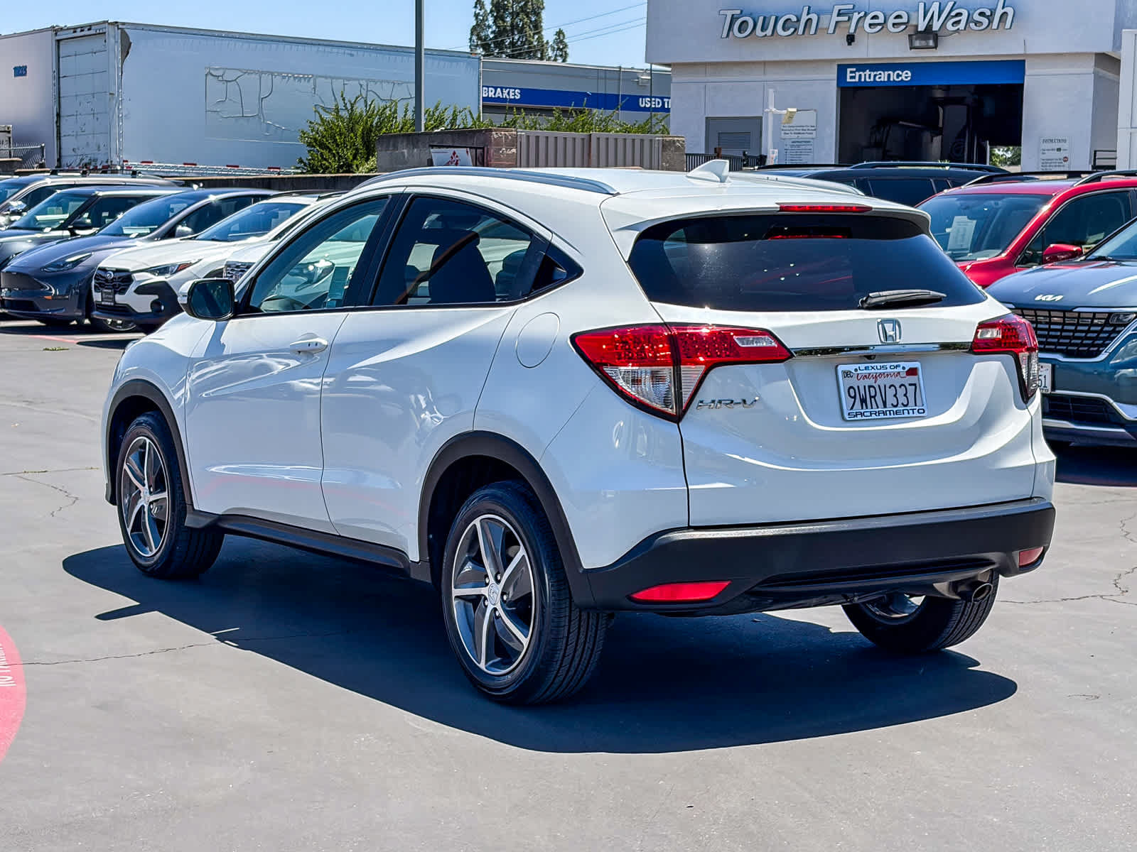 Used 2021 Honda HR-V EX image 2