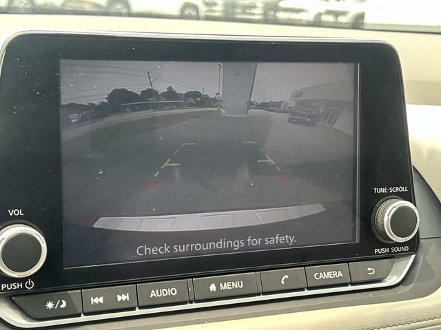 Used 2024 Nissan Rogue SV w/ SV Premium Package FWD image 25