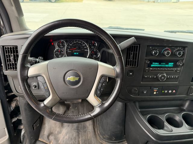 Used 2017 Chevrolet Express 2500 image 16