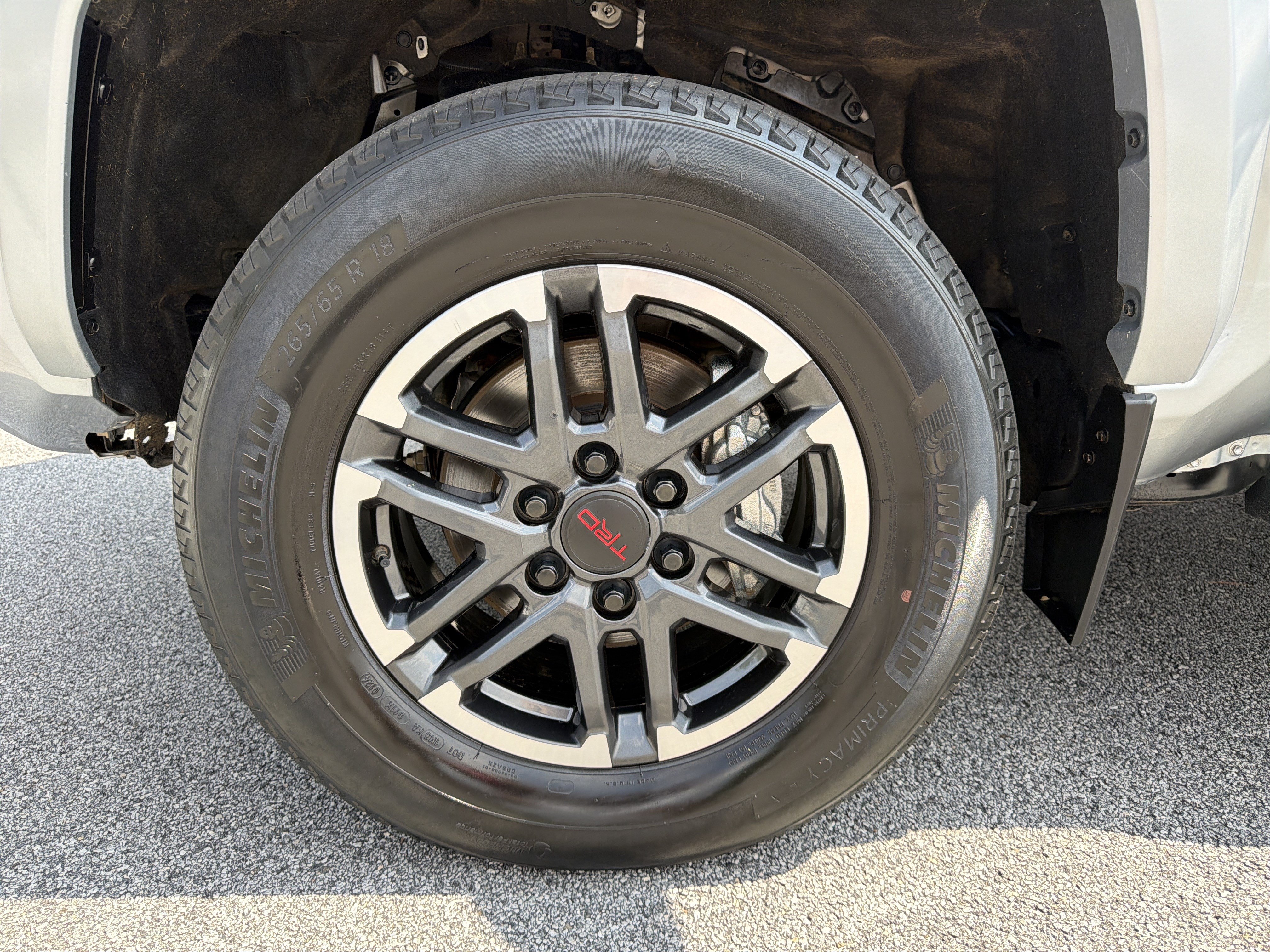 Used 2024 Toyota Tacoma TRD Sport AWD/4WD image 13