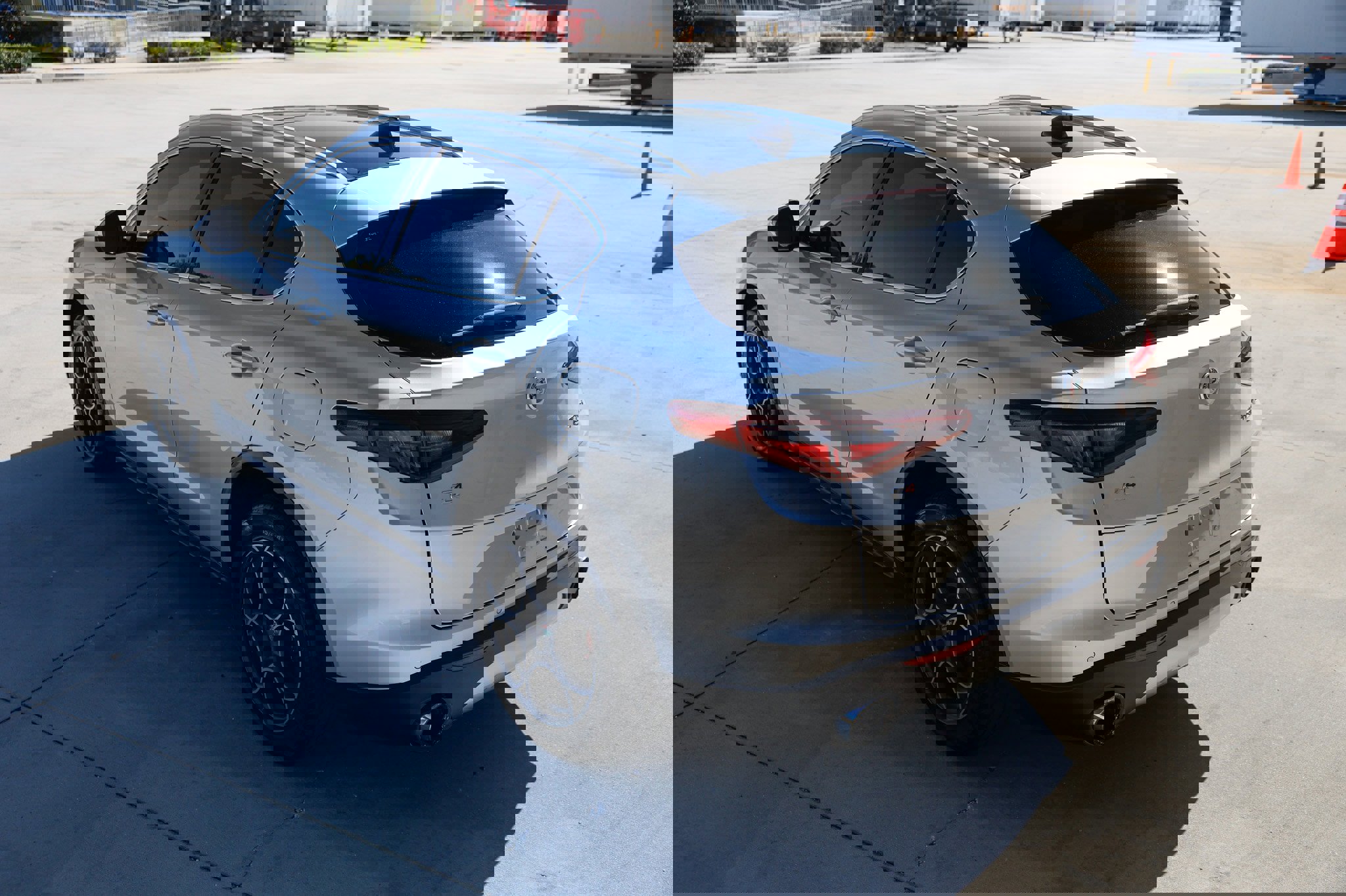 Used 2018 Alfa Romeo Stelvio image 10