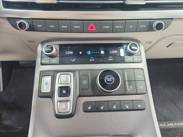 Used 2025 Hyundai Palisade Calligraphy FWD image 28