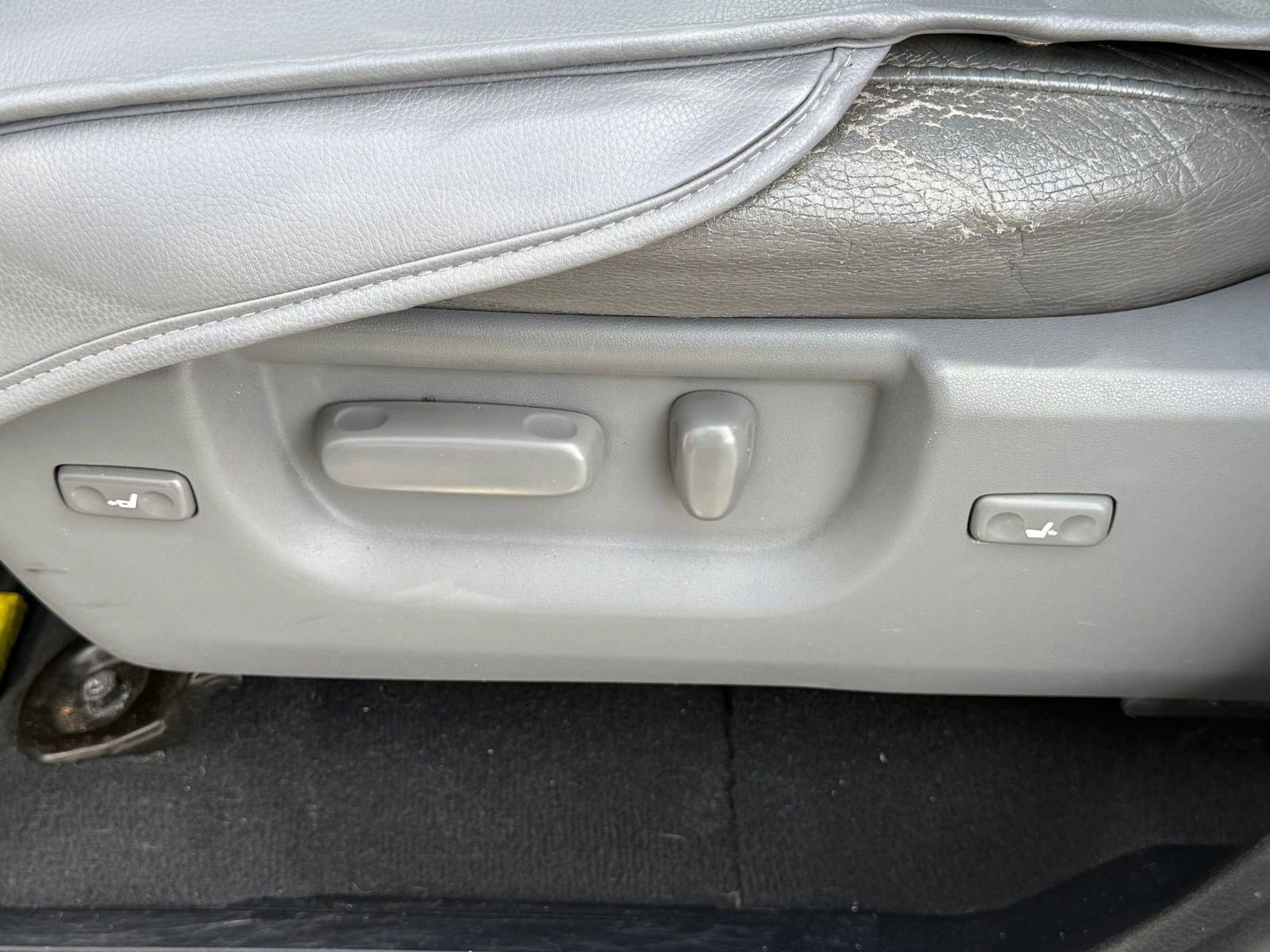 Used 2012 Toyota Tundra Limited image 14