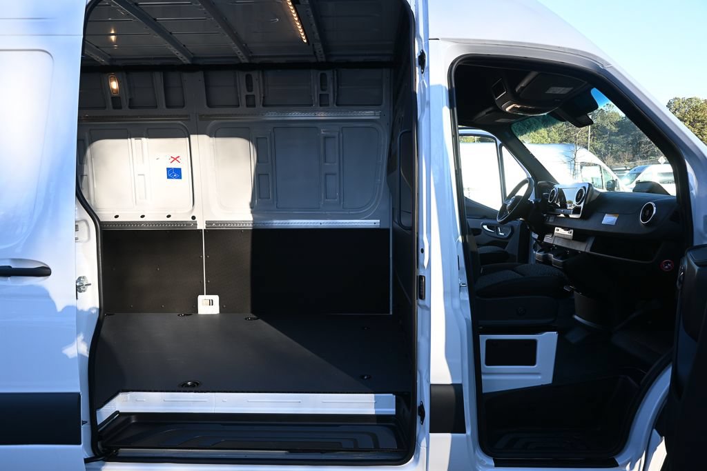 Used 2026 Mercedes-Benz Sprinter 3500 image 21