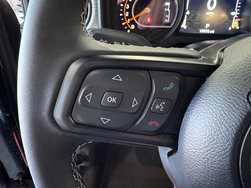 Used 2025 Jeep Wrangler Unlimited Sport AWD/4WD image 14