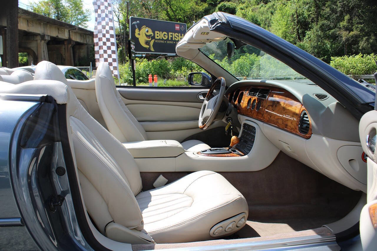 Used 2000 Jaguar XK8 Convertible RWD image 39