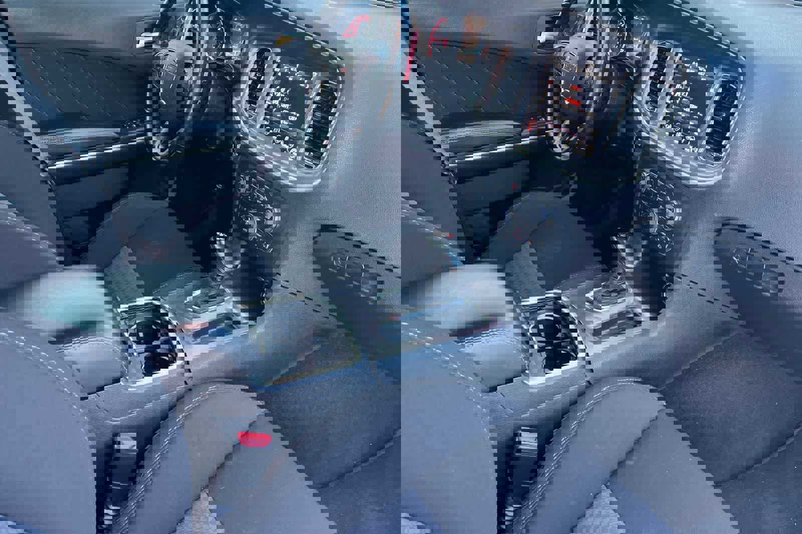 Used 2022 Dodge Charger R/T w/ Performance Handling Group image 17