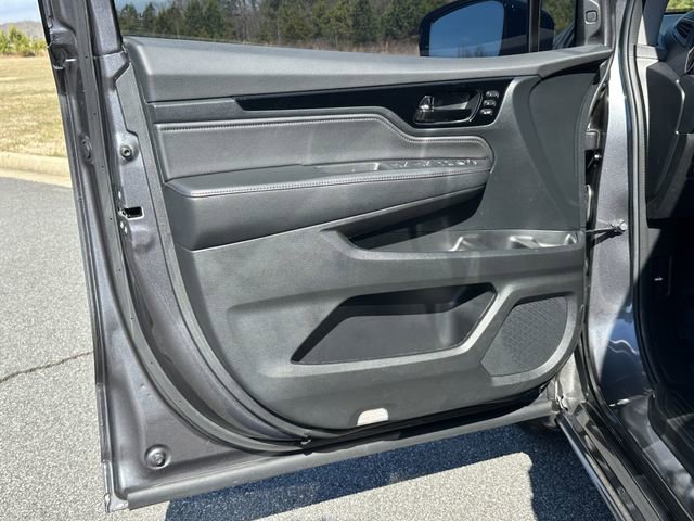 Used 2024 Honda Odyssey Elite image 11