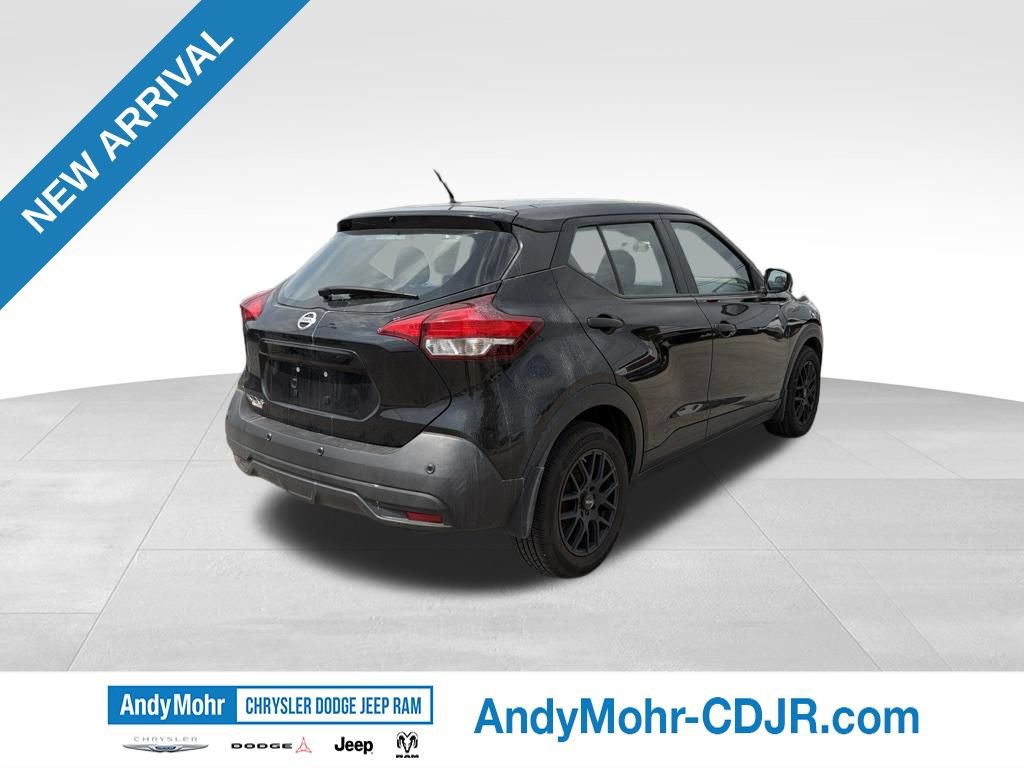 Used 2020 Nissan Kicks S FWD image 7