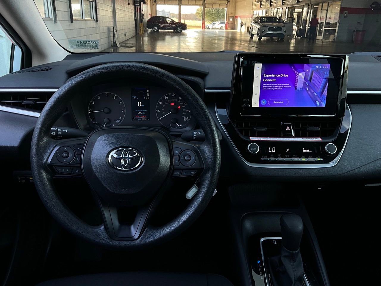 Used 2025 Toyota Corolla LE image 13