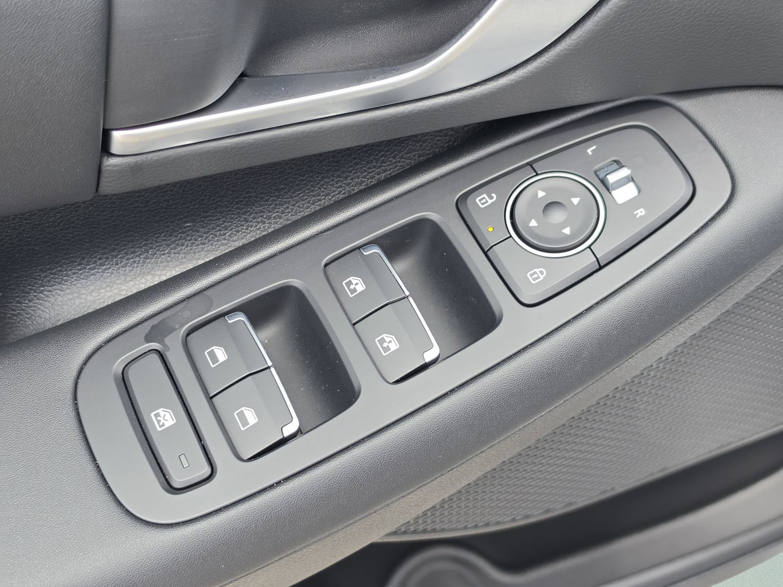New 2026 Hyundai Sonata SEL FWD image 22