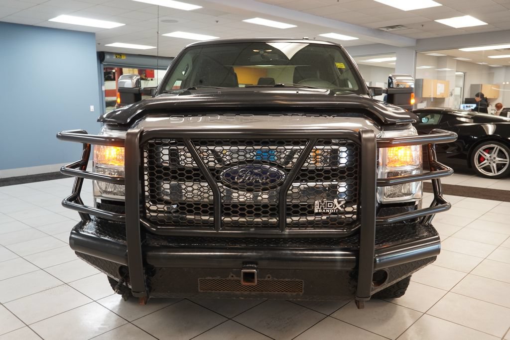 Used 2015 Ford F250 XLT w/ FX4 Off-Road Package AWD/4WD image 14