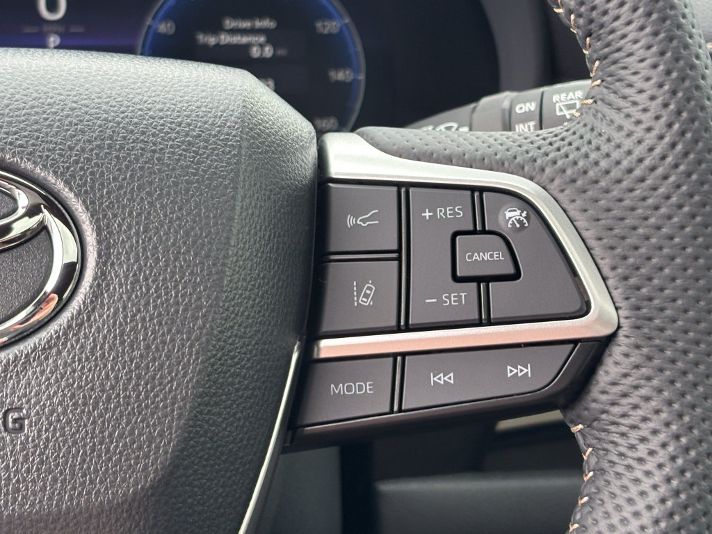 New 2026 Toyota Sienna Limited AWD/4WD image 25