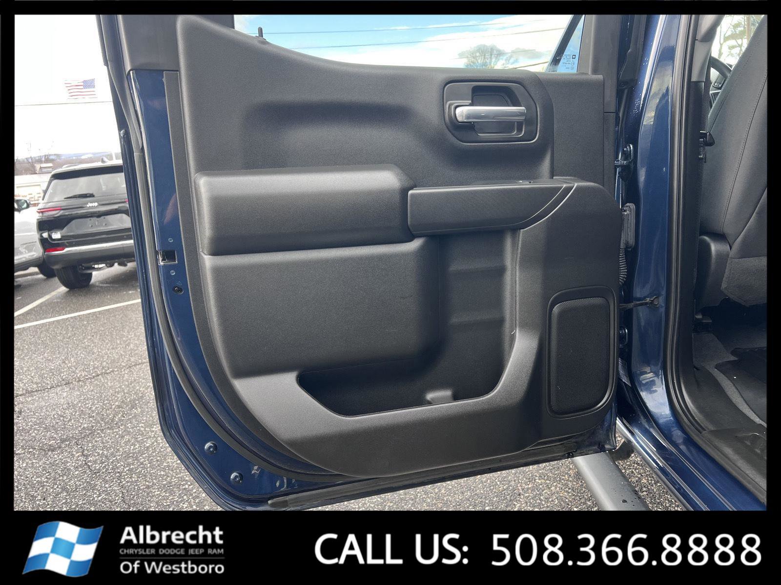 Used 2023 Chevrolet Silverado 1500 Custom Trail Boss image 14