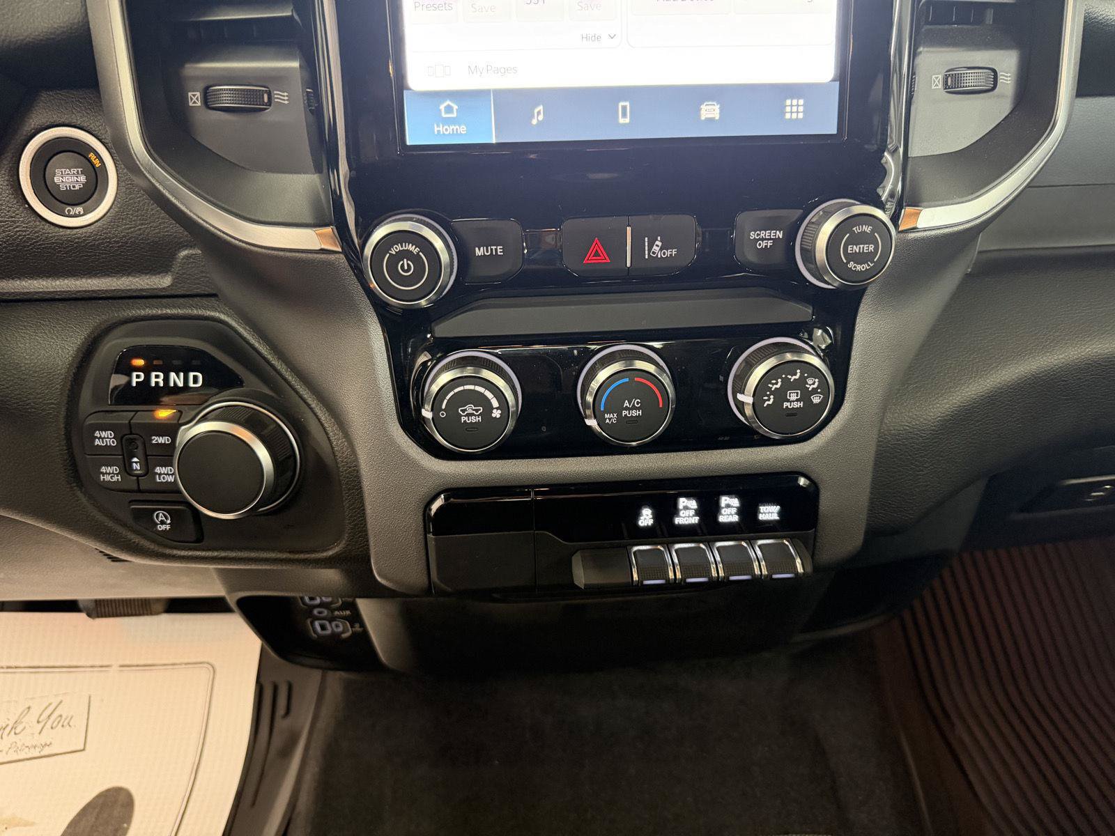 Used 2025 RAM 1500 Big Horn AWD/4WD image 17