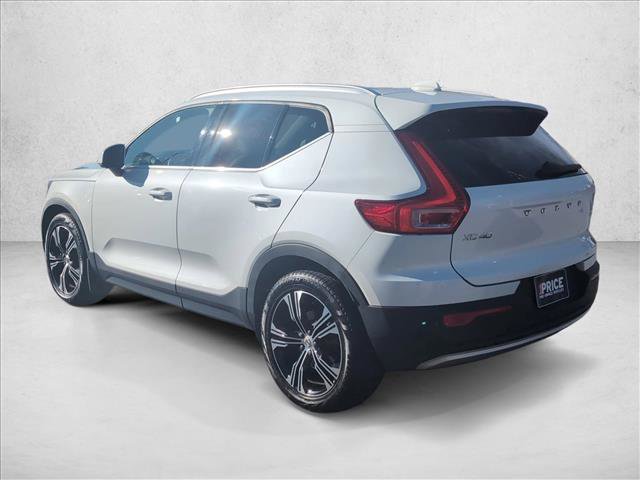 Used 2021 Volvo XC40 T5 Inscription w/ Climate Package image 8