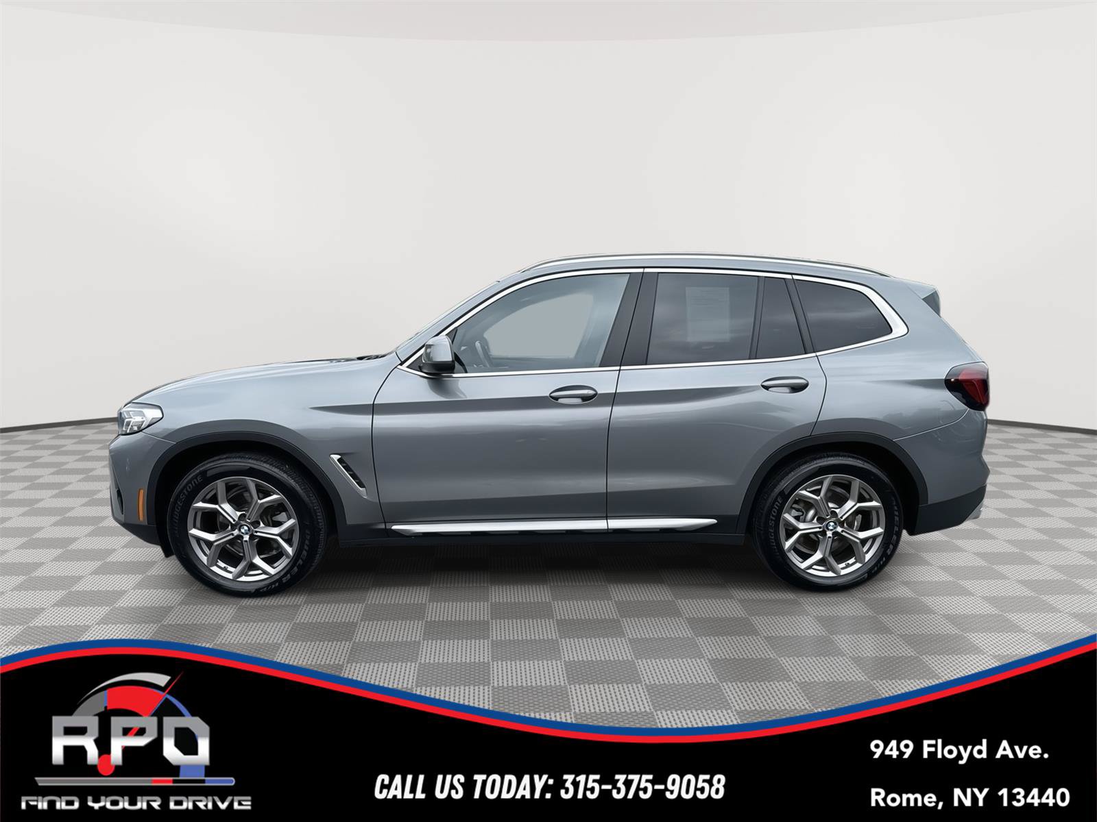 Used 2023 BMW X3 xDrive30i w/ Premium Package w/ZPA AWD/4WD image 2