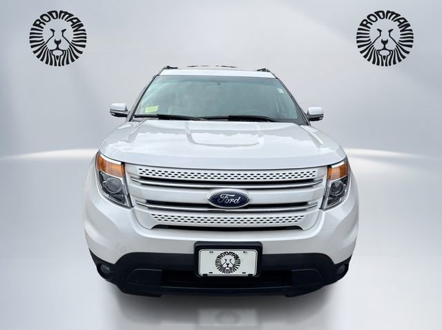 Used 2015 Ford F150 Lariat image 2
