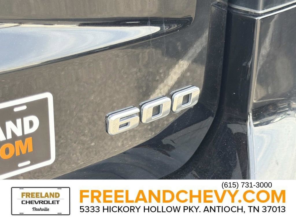 Used 2023 Cadillac Escalade Premium Luxury image 14