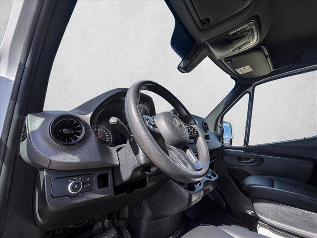 Used 2023 Mercedes-Benz Sprinter 2500 image 10