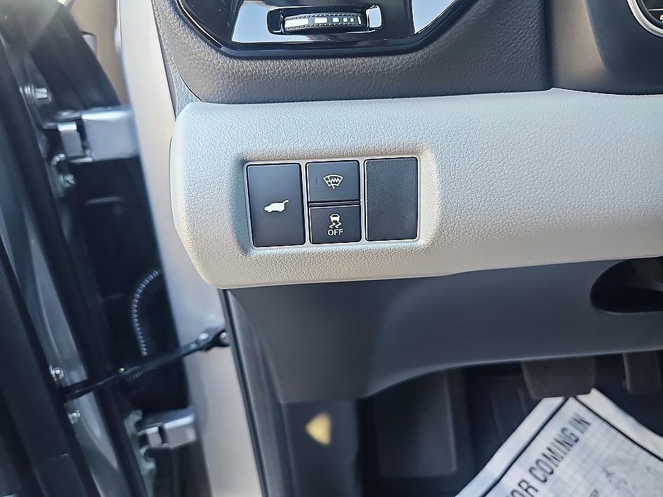 Used 2025 Honda Pilot Elite image 16