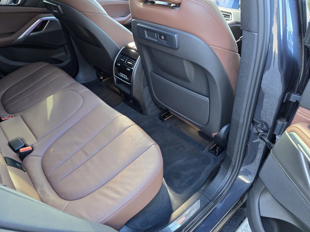 Used 2021 BMW X6 sDrive40i w/ Convenience Package image 33