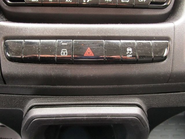 Used 2025 RAM ProMaster 2500 w/ Convenience Group image 33