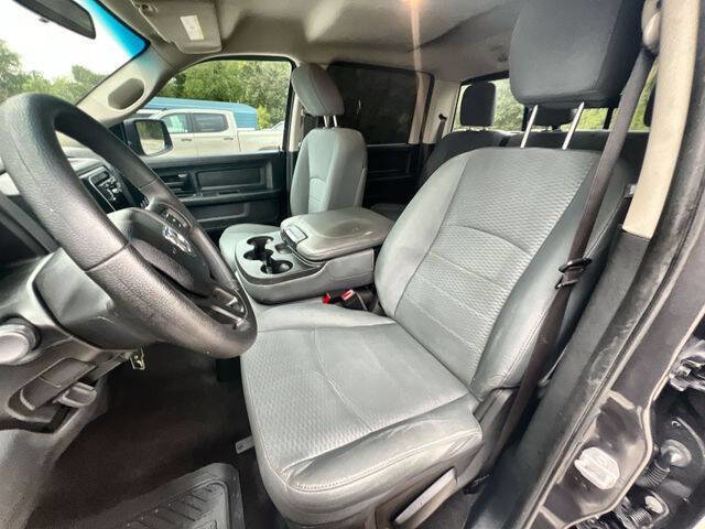 Used 2017 RAM 1500 Express AWD/4WD image 17