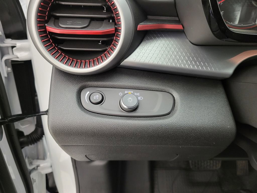 New 2026 Chevrolet Trax RS image 29