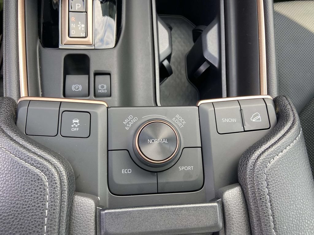 Used 2026 Toyota Grand Highlander AWD Hybrid image 28
