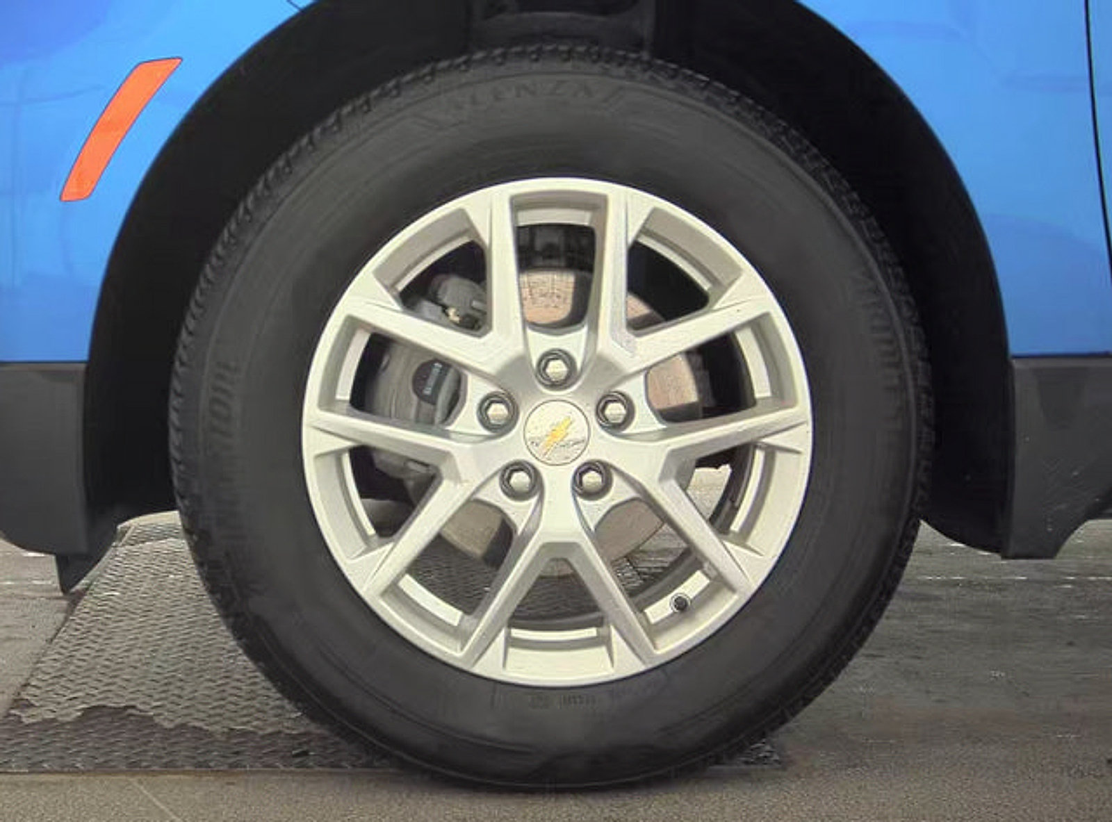 Certified 2024 Chevrolet Equinox LT AWD/4WD image 13