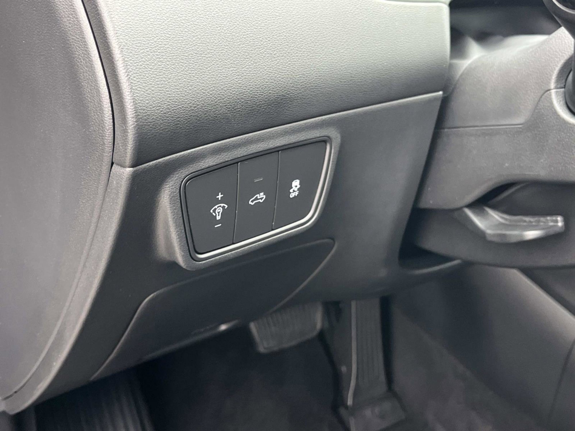 Used 2024 Hyundai Santa Cruz SEL w/ Activity Package image 29