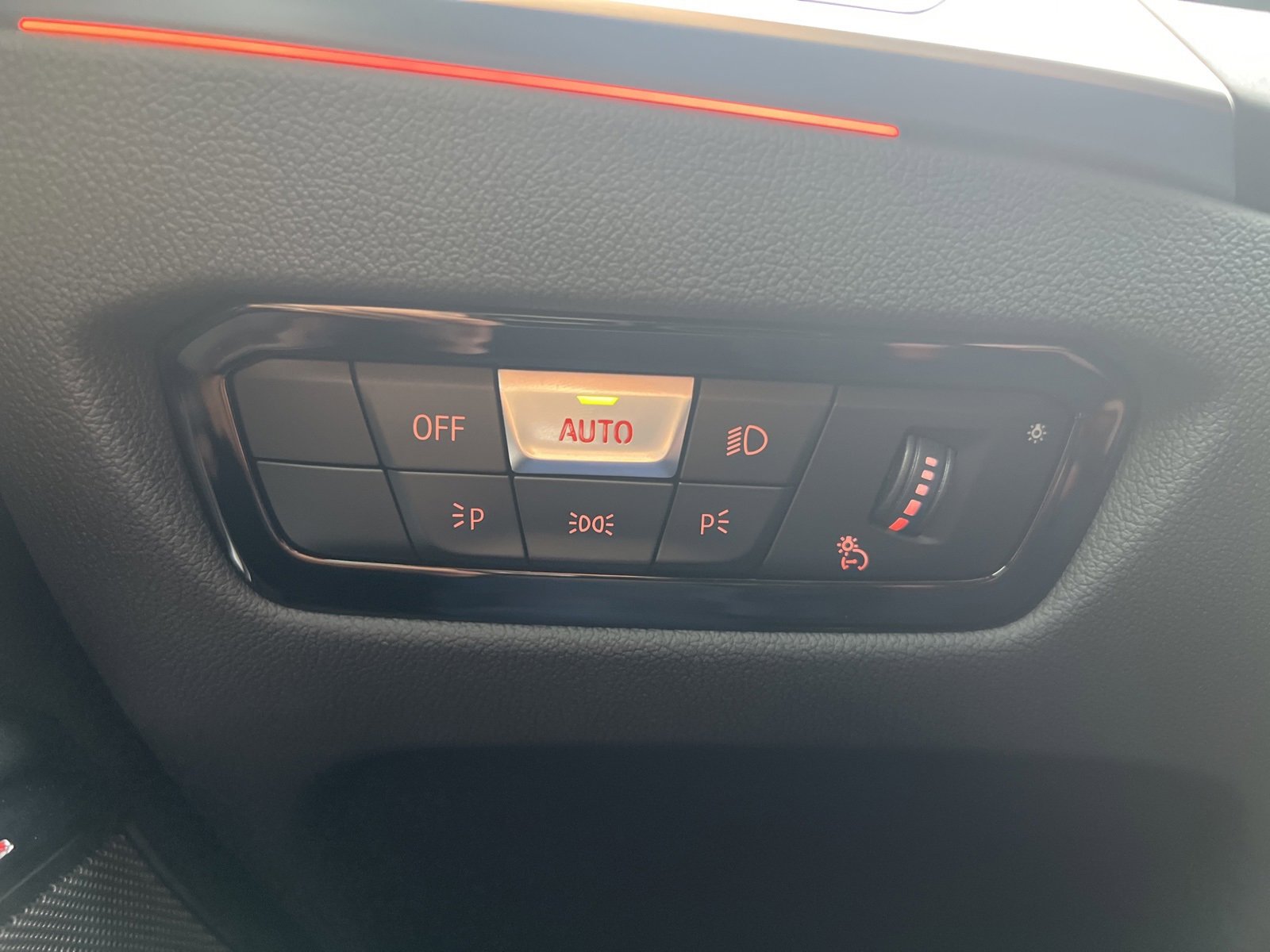 Used 2023 BMW M340i image 12