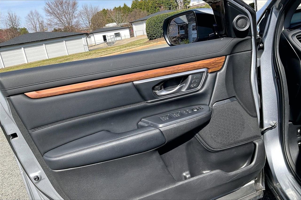 Used 2017 Honda CR-V EX-L image 28