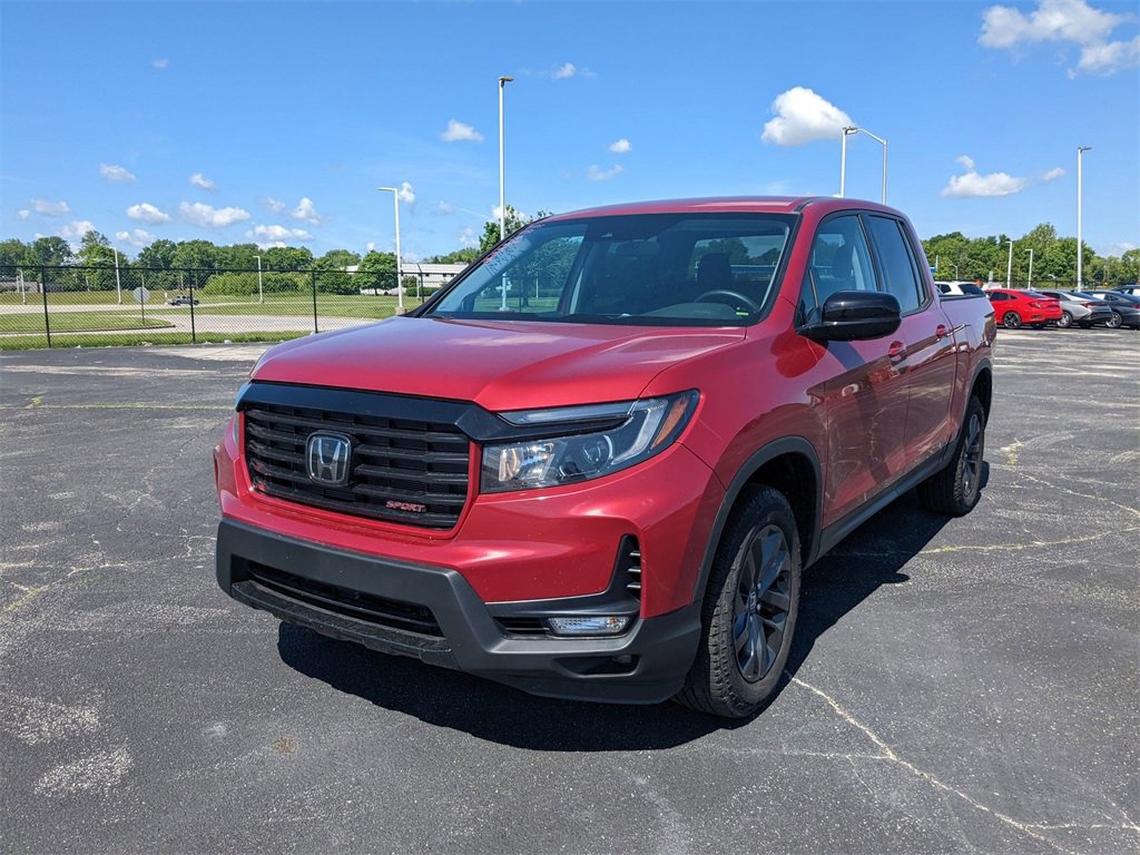Used 2023 Honda Ridgeline Sport image 3