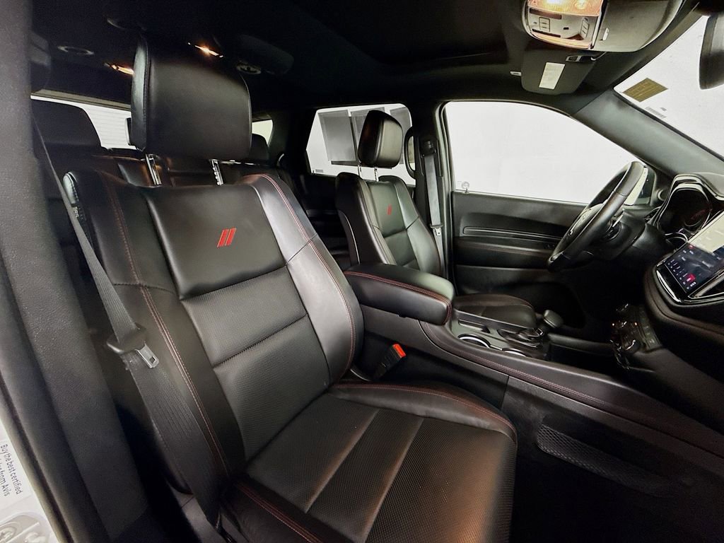 Used 2025 Dodge Durango GT image 30