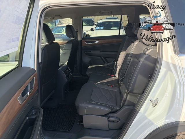 New 2026 Volkswagen Atlas SE image 18
