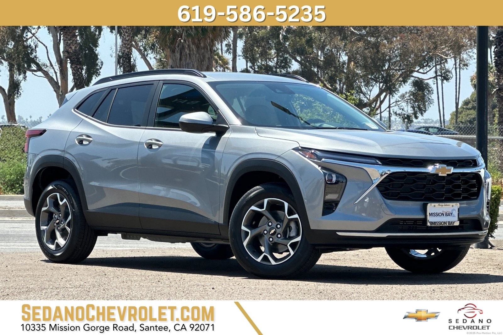 New 2025 Chevrolet Trax LT w/ Driver Confidence Package