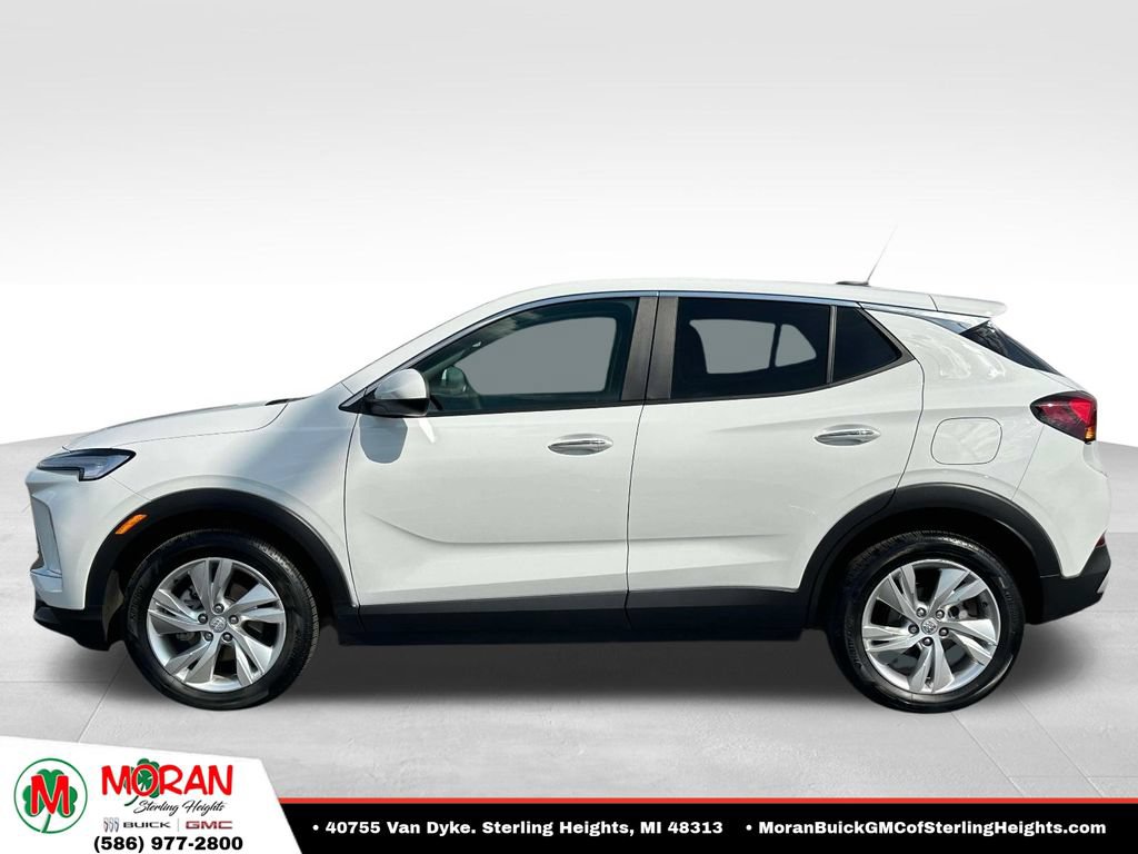 Certified 2024 Buick Encore GX Preferred w/ Comfort Package FWD image 2