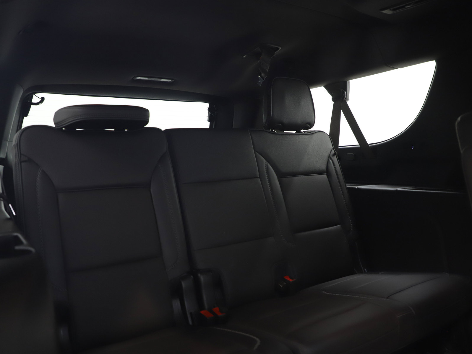 Used 2023 GMC Yukon XL Denali AWD/4WD image 13
