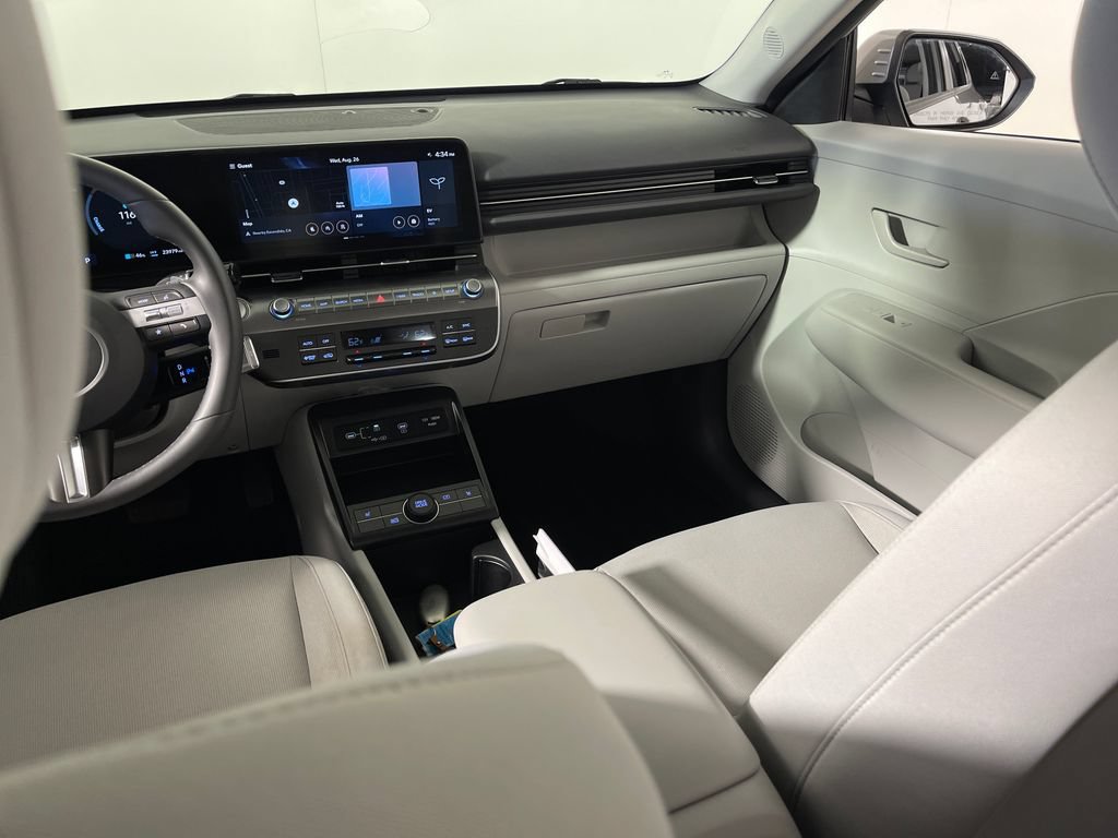 Certified 2024 Hyundai Kona SEL FWD image 17